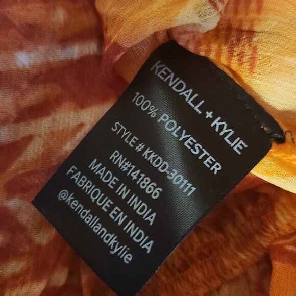 Kendall & Kylie Sheer Cover Up. NWT. Size Medium - Picture 8 of 8